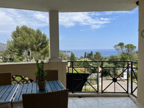 Cap Esterél 2 pièces vue mer et piscines