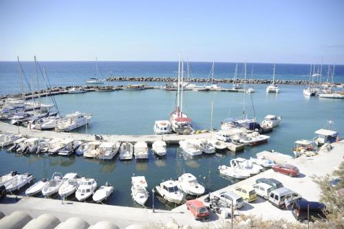 Meroula Restaurant