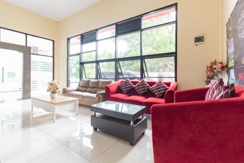 Facilities, RedDoorz near Alun Alun Slawi in Slawi