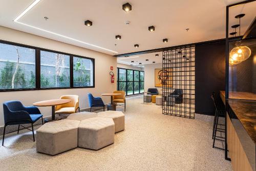 Studio na Santa Cecilia com espaço para trabalho próximo ao metrô