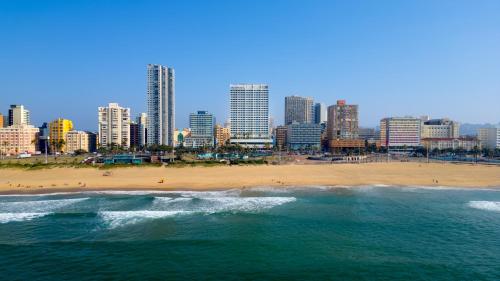Garden Court South Beach in دربان