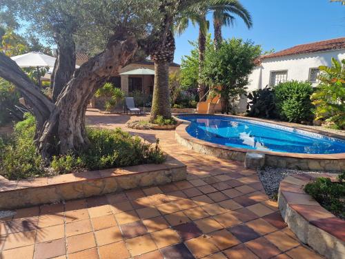 Riumar "Pedro", 270m to beach, private pool, On-Site-Service, dog beach