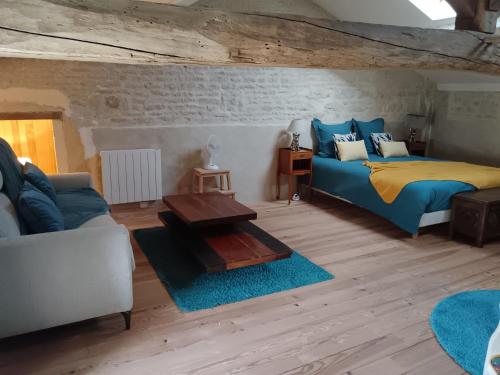 La Chalendrette, Grand gîte en Charente-Maritime (La Chalendrette, Grand gite en Charente-Maritime) in Villiers-Couture