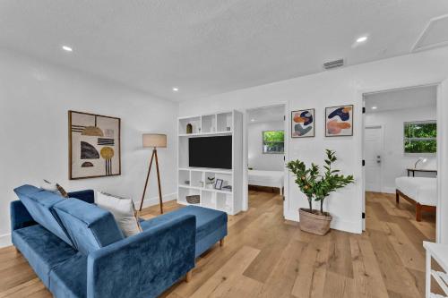 Stylish 2 Br Condo - Free Parking On Premises - Pembroke Pines