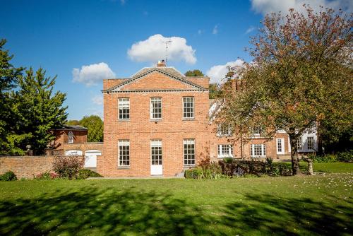 . Abbey House by Group Retreats