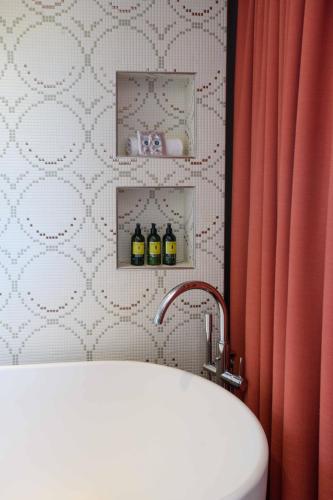 Facilities, Boutique Hotel Cezanne in Aix-en-Provence