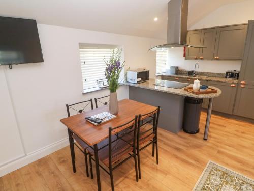Gews Farm Lodge - image 5