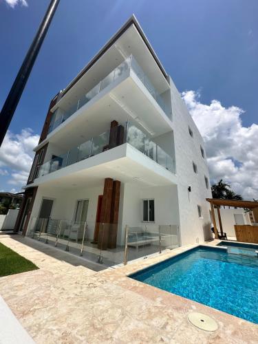 Veragua, modern apartment in a private area with pool, 10 mins from Cabarete