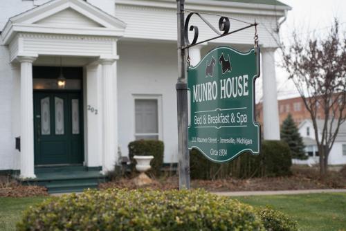 Munro House Bed and Breakfast