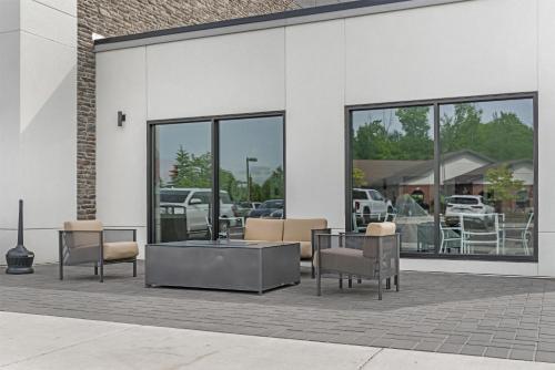 Utvendig, Best Western Plus Marquette Hotel & Suites in Marquette (MI)