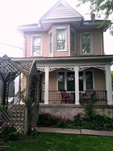 Hillcrest Bed and Breakfast - Accommodation - Jim Thorpe