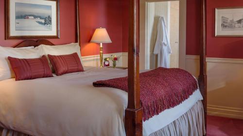 1 queen bed