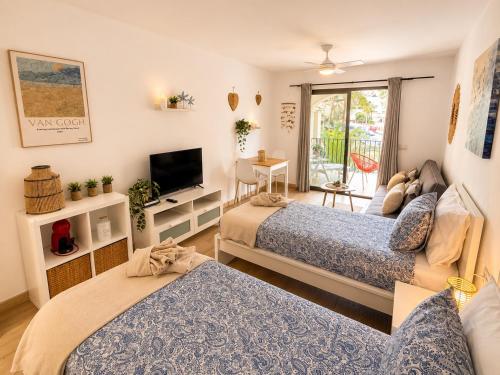 Castle Harbour Los Cristianos Beautiful studio with pool view 4