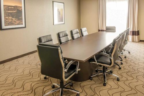 Comfort Suites Dodge City - 연회장