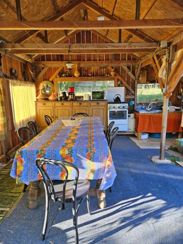 Tente-Cabane en Quercy in Camburat