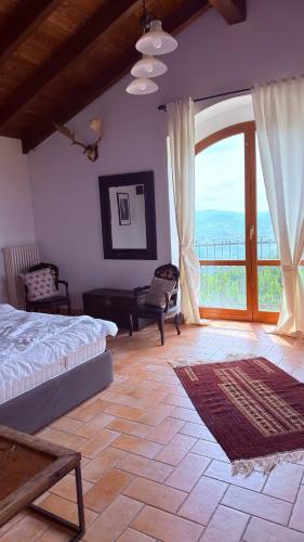 Luxury villa with infinity pool & vineyard views in Kastino