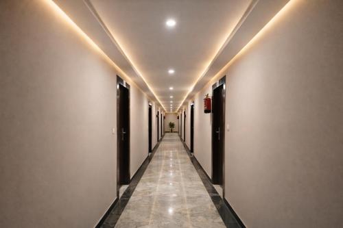 Előcsarnok, Hotel LA Costa, A Luxury Hotel In Haridwar in Laljiwala Kolónia