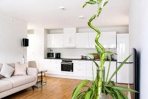 Modern & Spacious 60 sqm 2-Bedroom Apartment in Central Oslo, Oslo (photo 3)