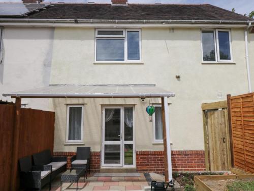 Exterior view, 167 Leybourne Avenue in Redhill