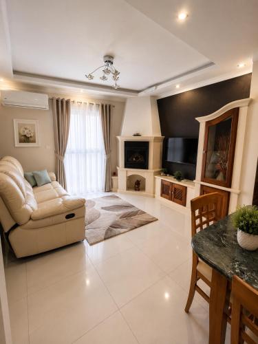 Thea appartment 3
