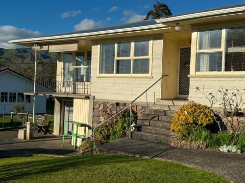 Home away from Home in Paeroa