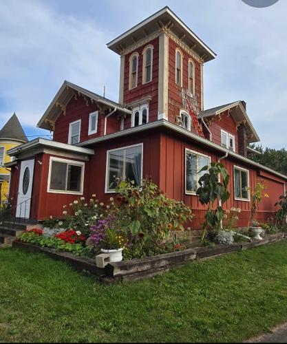 Niagara Historic Inn