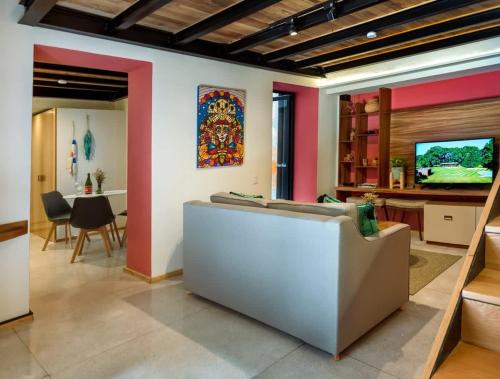 Renovated 1800s Heritage Loft w/ Patio | Juárez