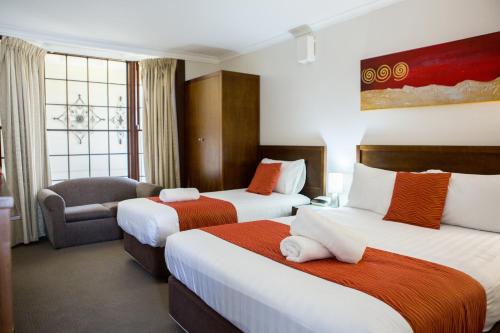 Colonial Lodge Motor Inn in Yass