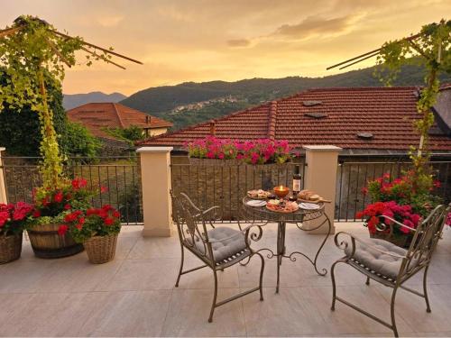 Tuvākā izklaides vieta, Borgo del Canto - Traditional Country Retreat - 30 Min from the Sea! in Borghetto dʼArroscia