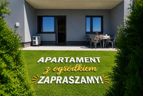 Apartament z ogrodkiem - Poddebice Apartament z ogrodkiem - Poddebice