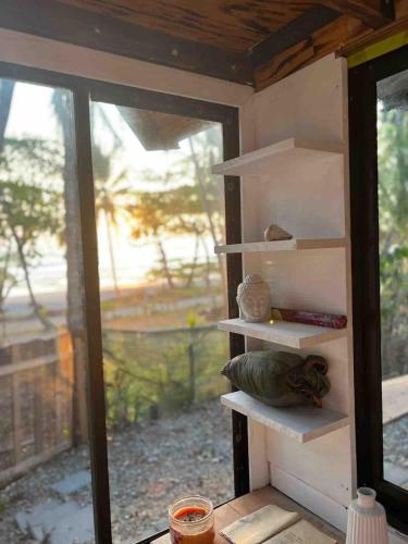 Private Beachfront Beach Hut in Manzanillo