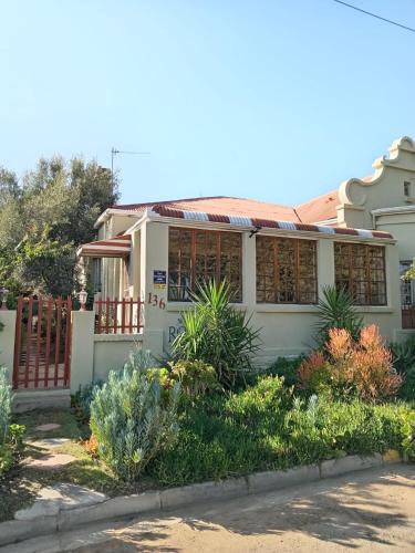 . Olive Cottage