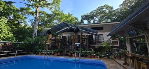. Cool Waters Jungle Villas