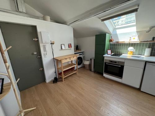 LE NID/CALME/PROCHE GARE/bon quartier in 4. Kerület