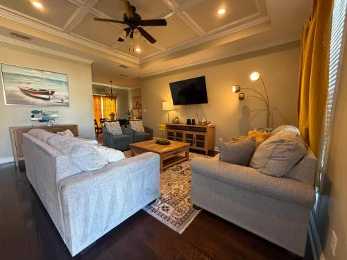 . 3BR Retreat I-75 Nearby Drive to Wild Adventures