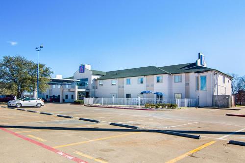 Motel 6-Terrell, TX