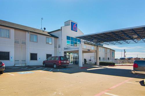 Motel 6-Terrell, TX