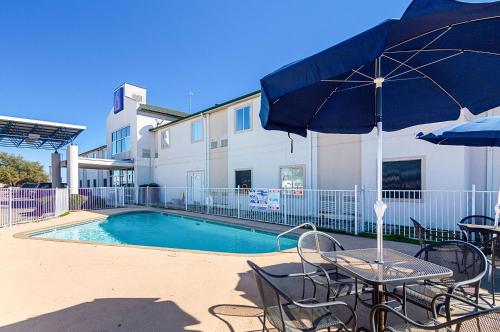 . Motel 6-Terrell, TX