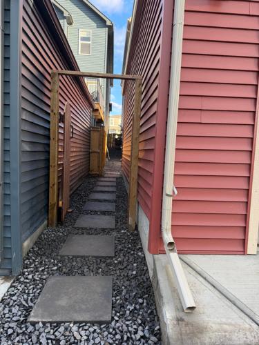 Relax, Recharge, Repeat 2Bedroom Walkout Haven, Calgary (foto 9)