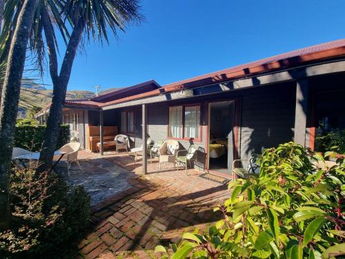 Exterior view, #6 Glenorchy Alpine Suite in Glenorchy
