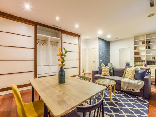 12-Guest Haven Near Metro - image 2