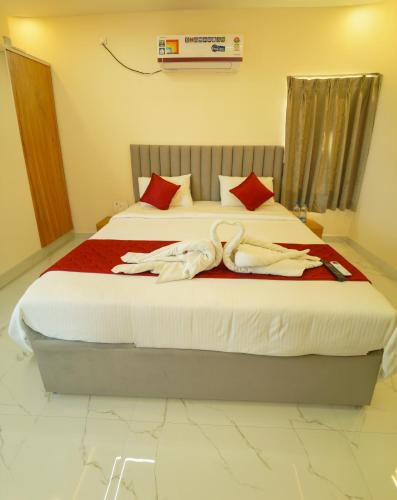 Brand New BHARATHI STAYS Ultra luxury room