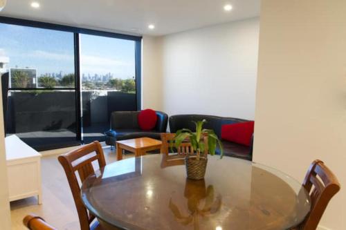 New Spacious 2 Bedroom With Gorgeous City Views - Melbourne New Spacious 2 Bedroom With Gorgeous City Views - Melbourne