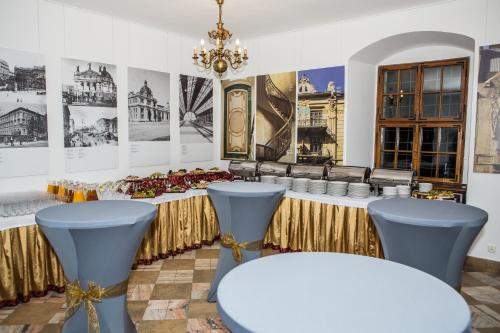Restorāns, Zamek na wodzie w Wojnowicach in Vojnovica