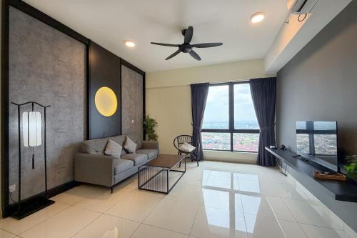 Chic 2BR Family Stay Near Jonker St - image 4