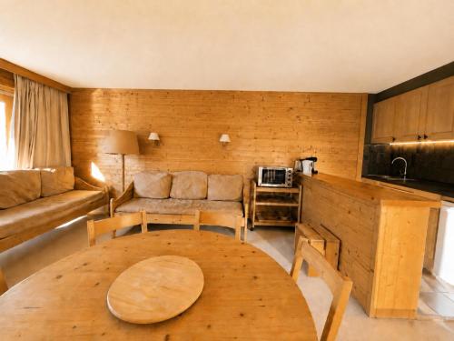 Résidence Les Cytelles - Appartement 2/3 pièces ensoleillé pour 6 personnes près du golf , très belle vue à MERIBEL ALTIPORT MAE-2704