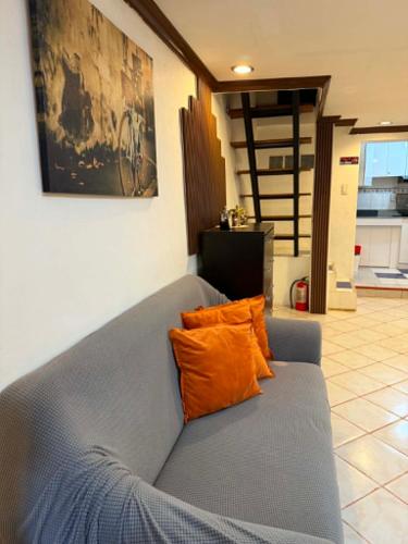 CheapEntireHouse Mel Place in Mandaue with Netflix for 5pax or more in Consolacion