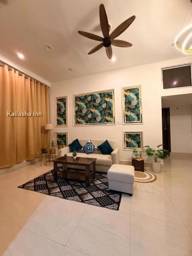 Kailasha Inn-By Safarnama Stays 300mts from Baba Baidyanath Temple in Deoghar