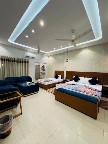 Unique Hotel Multan - image 3