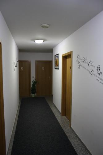 Iekārtas, Pension Kirchenwirt in Niederaichbach
